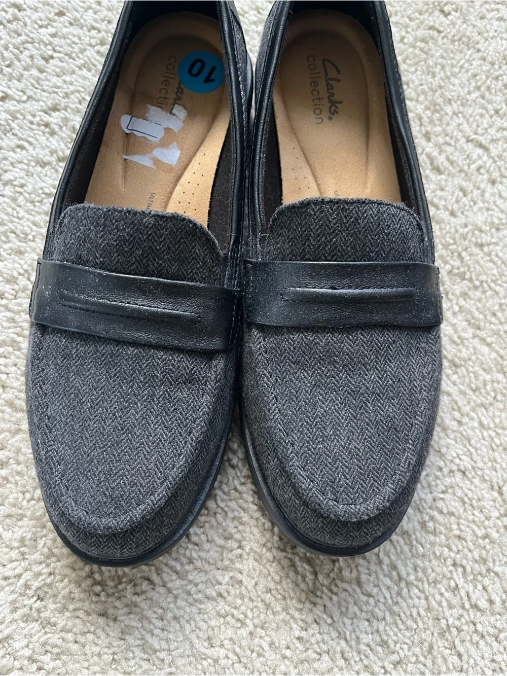 Clarks black sleek style